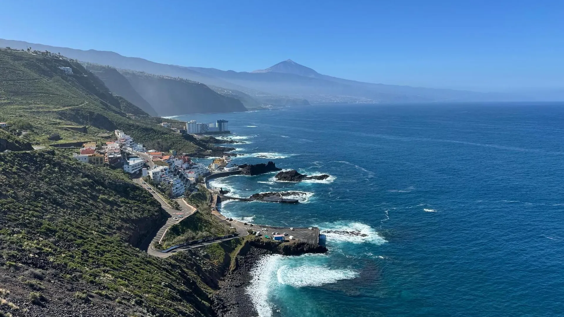 Manolo Pris En El Mar Teide Con Piscina Natural El Pris
